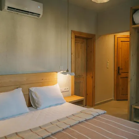 Nephos Szálloda Side