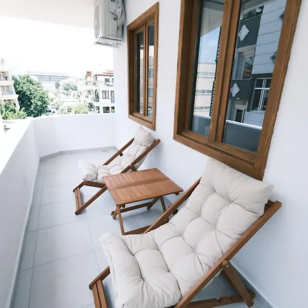Nephos Hotel *