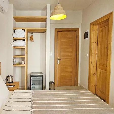 Nephos Hotel